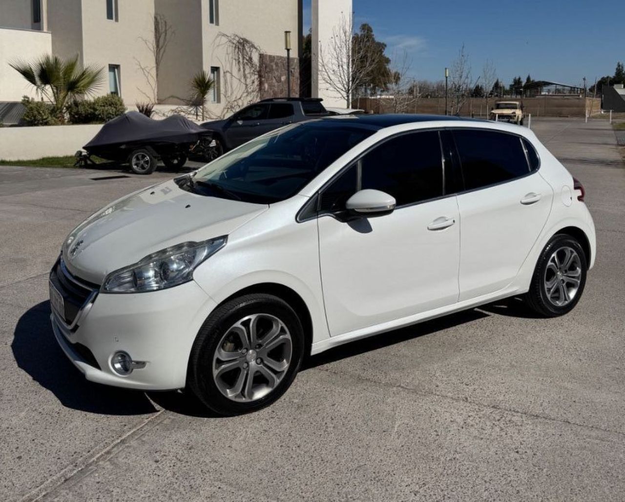 Peugeot 208 Usado en Mendoza, deRuedas