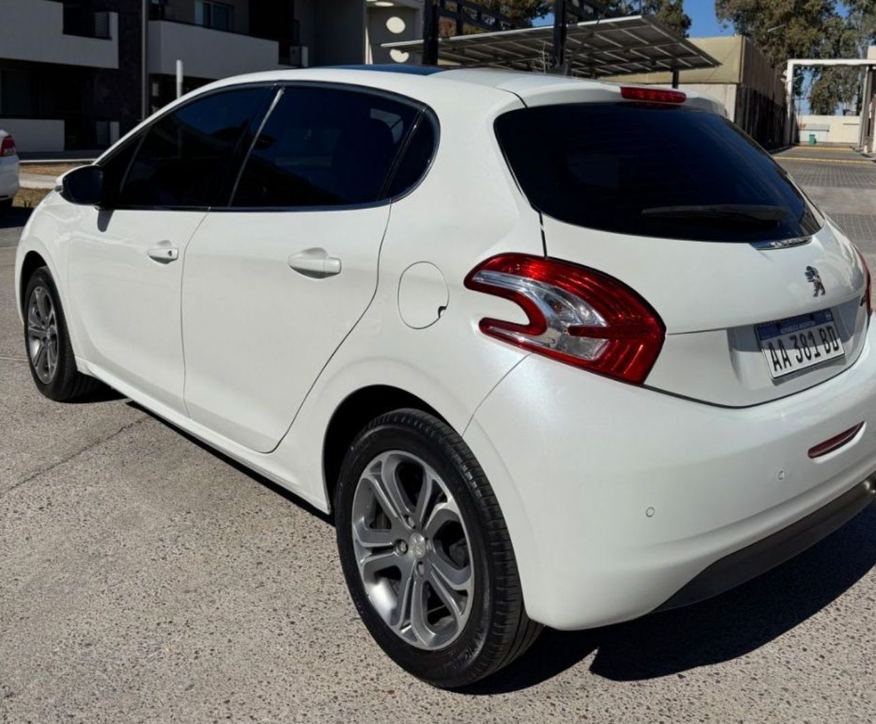 Peugeot 208 Usado en Mendoza, deRuedas