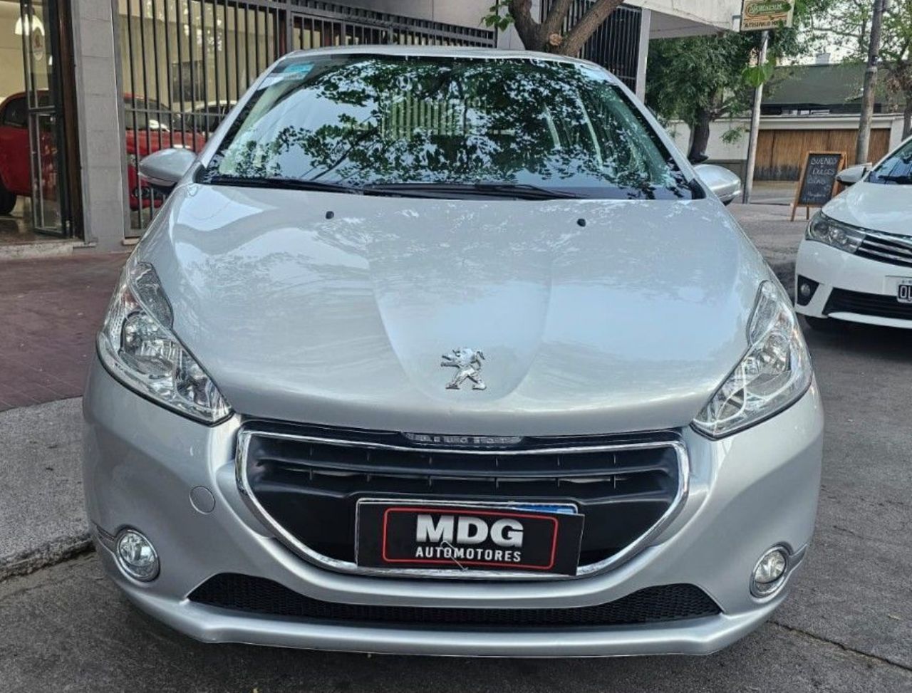 Peugeot 208 Usado Financiado en Mendoza, deRuedas