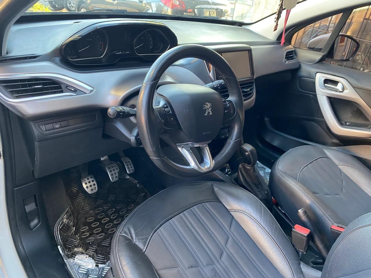 Peugeot 208 Usado Financiado en Córdoba, deRuedas