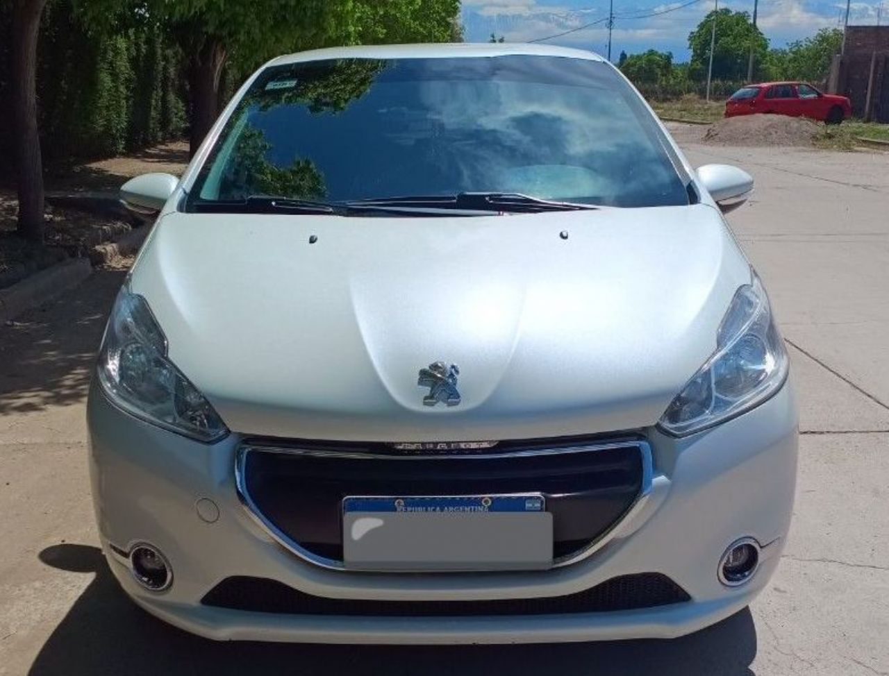 Peugeot 208 Usado en Mendoza, deRuedas