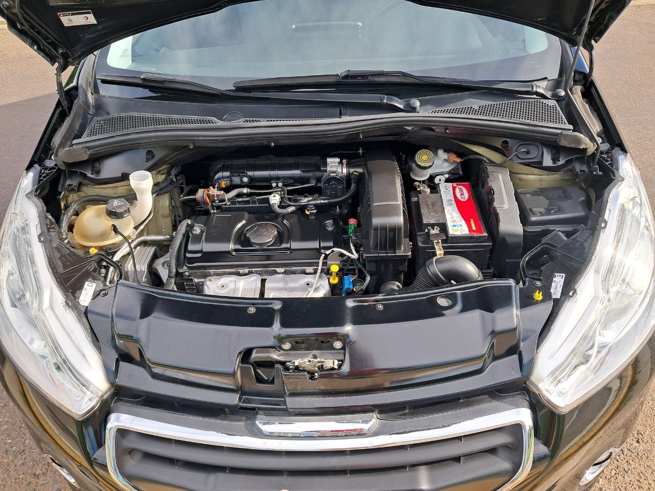 Peugeot 208 Usado Financiado en Mendoza, deRuedas