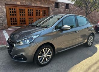Peugeot 208 Usado en Córdoba Financiado