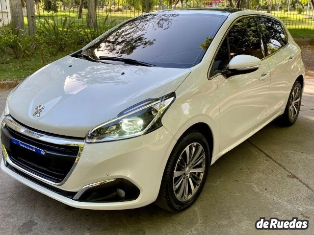 Peugeot 208 Usado en Mendoza, deRuedas