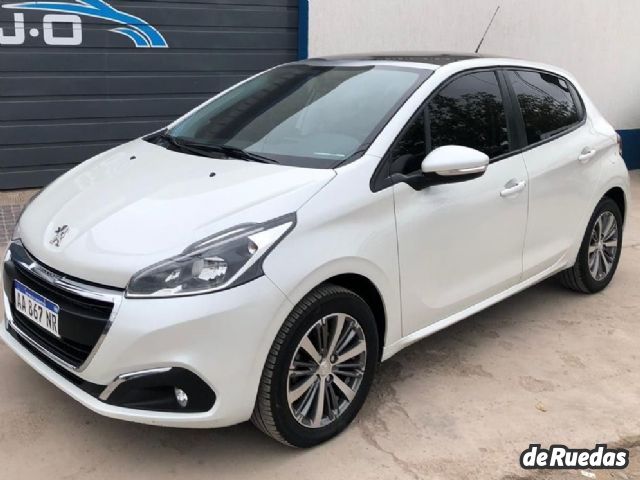 Peugeot 208 Usado en Mendoza, deRuedas