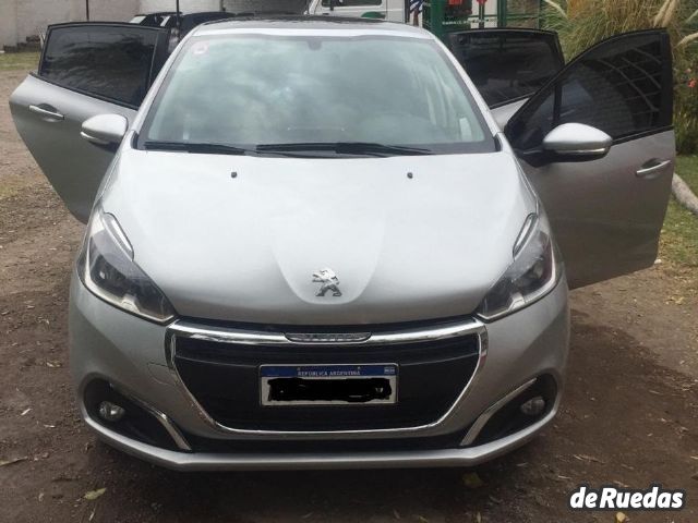 Peugeot 208 Usado en Mendoza, deRuedas