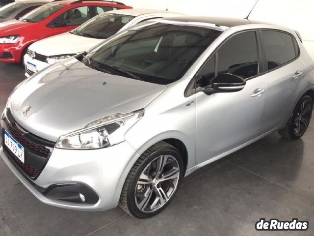 Peugeot 208 Usado en Mendoza, deRuedas