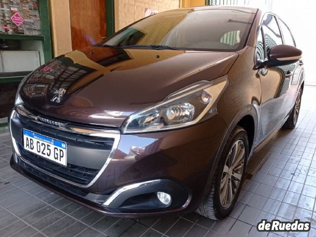 Peugeot 208 Usado en Mendoza, deRuedas