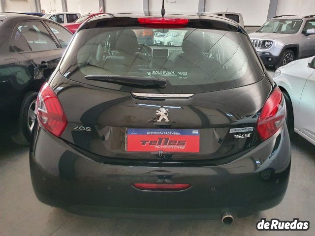 Peugeot 208 Usado en San Juan, deRuedas