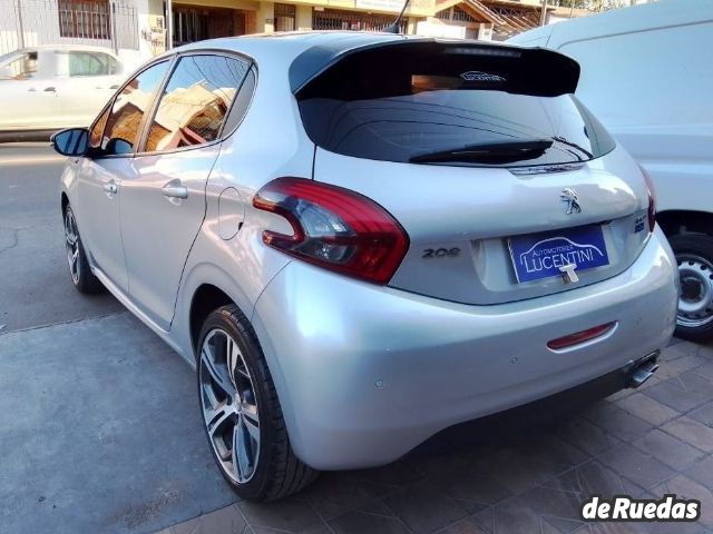 Peugeot 208 Usado en Mendoza, deRuedas