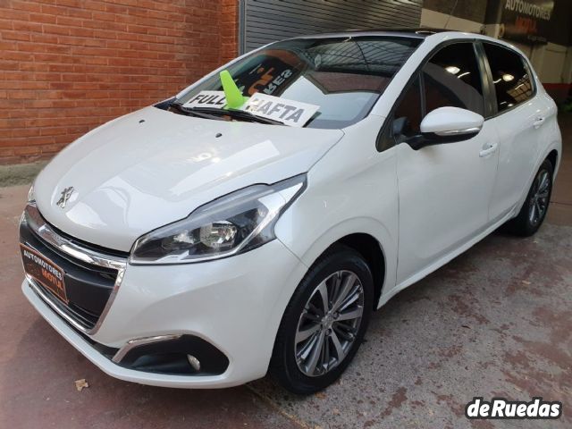 Peugeot 208 Usado en Mendoza, deRuedas