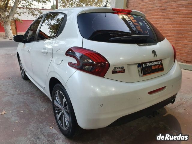 Peugeot 208 Usado en Mendoza, deRuedas