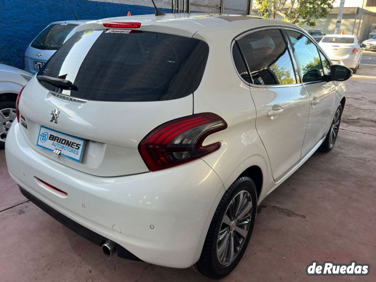 Peugeot 208 Usado en Mendoza, deRuedas