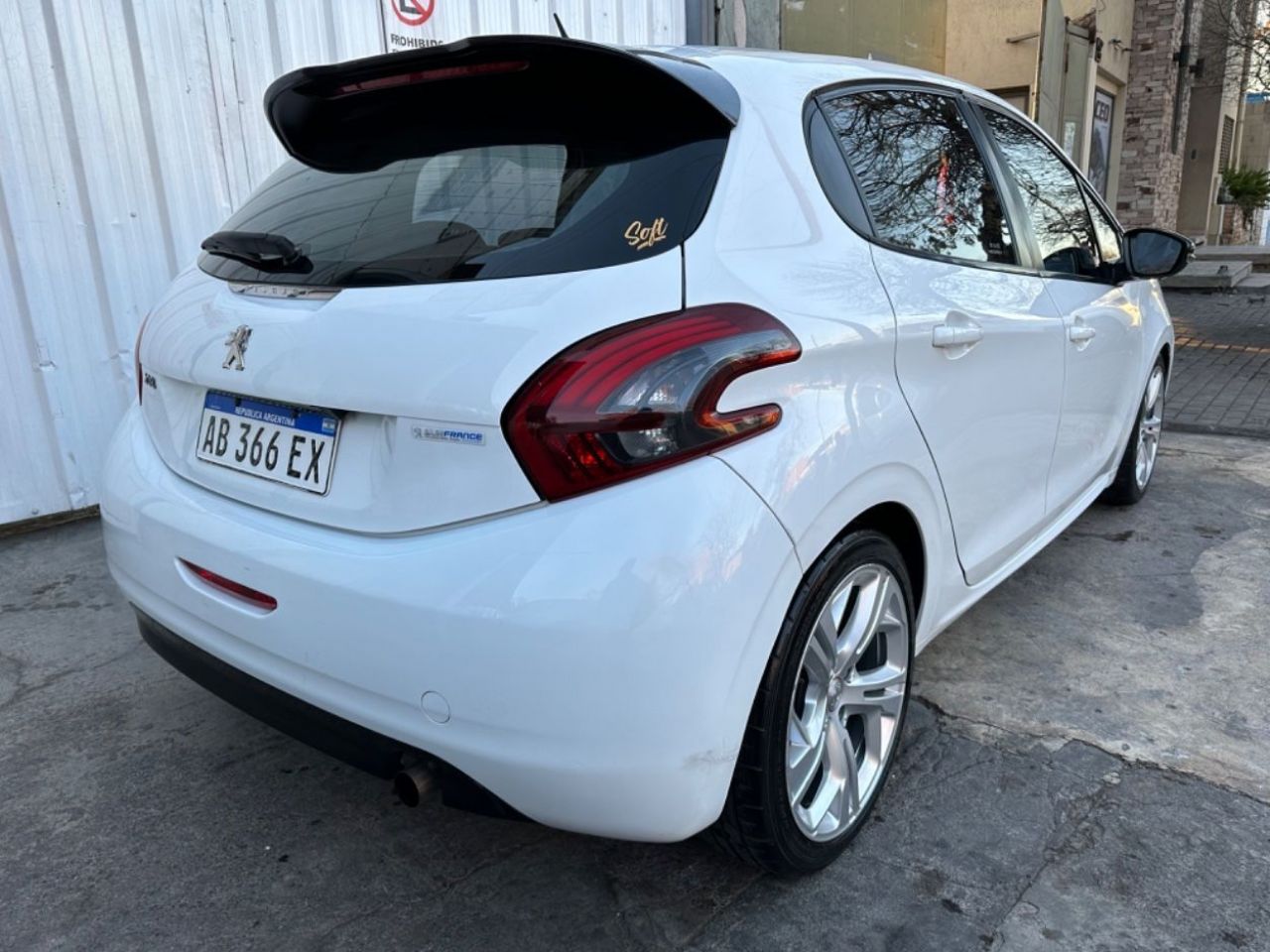 Peugeot 208 Usado en Mendoza, deRuedas