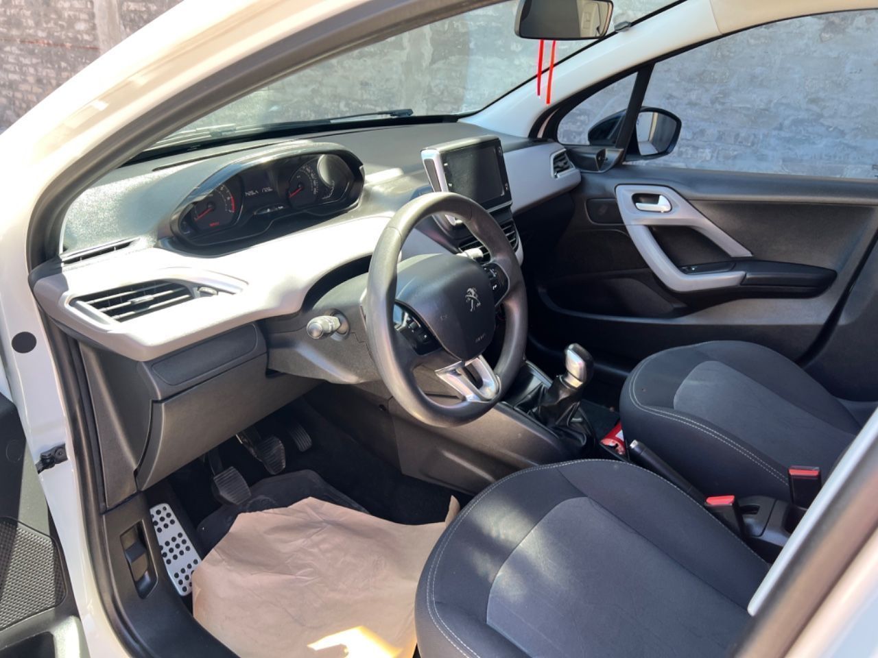 Peugeot 208 Usado en Mendoza, deRuedas