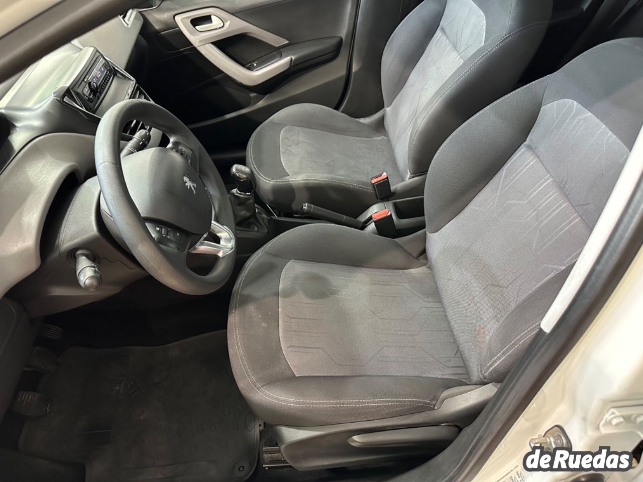 Peugeot 208 Usado en Mendoza, deRuedas