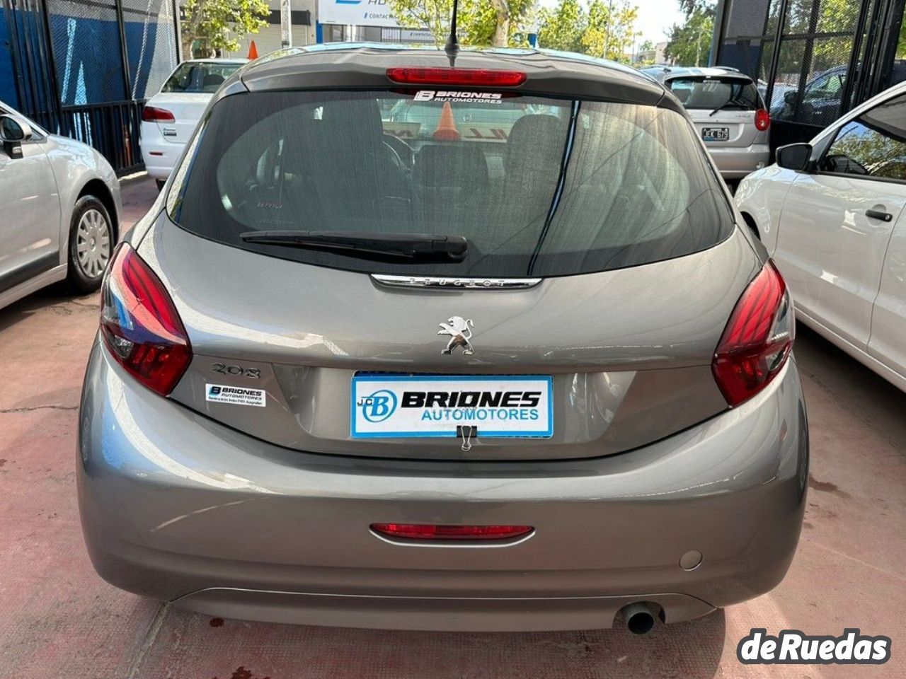 Peugeot 208 Usado en Mendoza, deRuedas