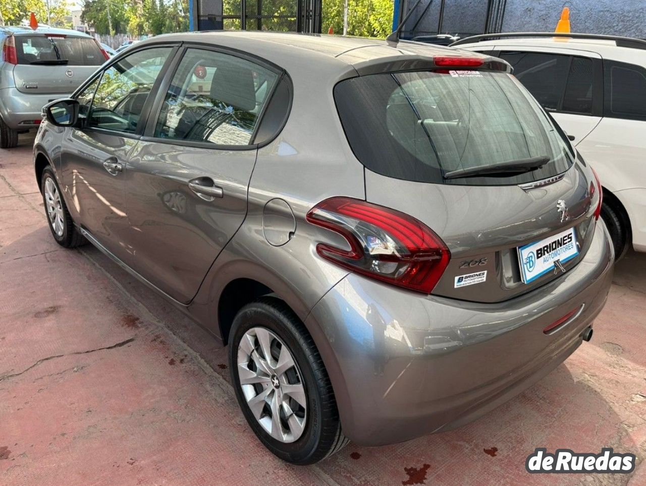 Peugeot 208 Usado en Mendoza, deRuedas