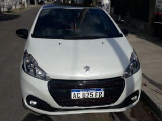 Peugeot 208 Usado en Córdoba