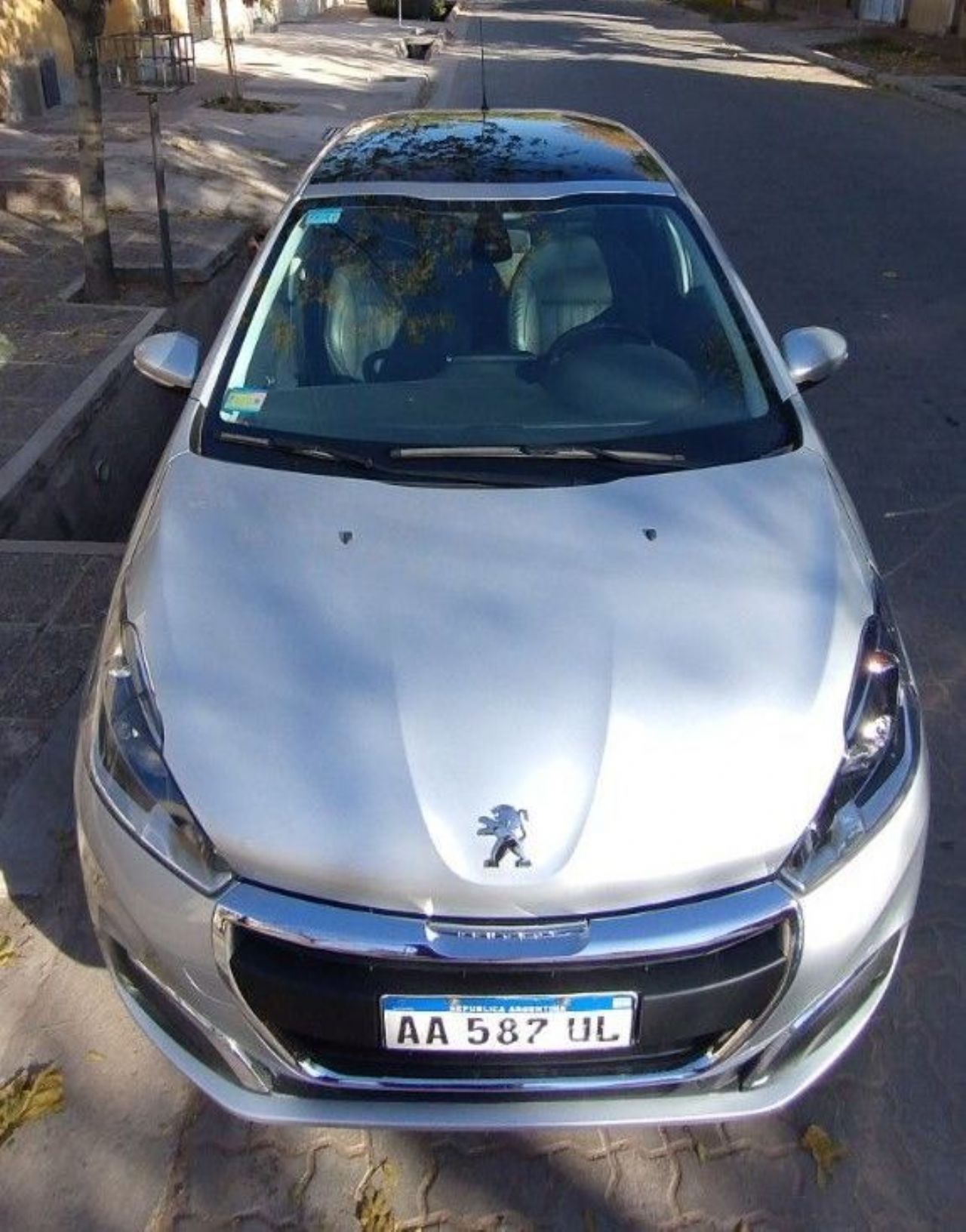 Peugeot 208 Usado en Mendoza, deRuedas