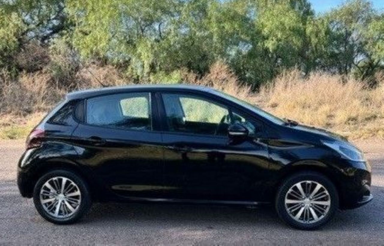 Peugeot 208 Usado en Mendoza, deRuedas