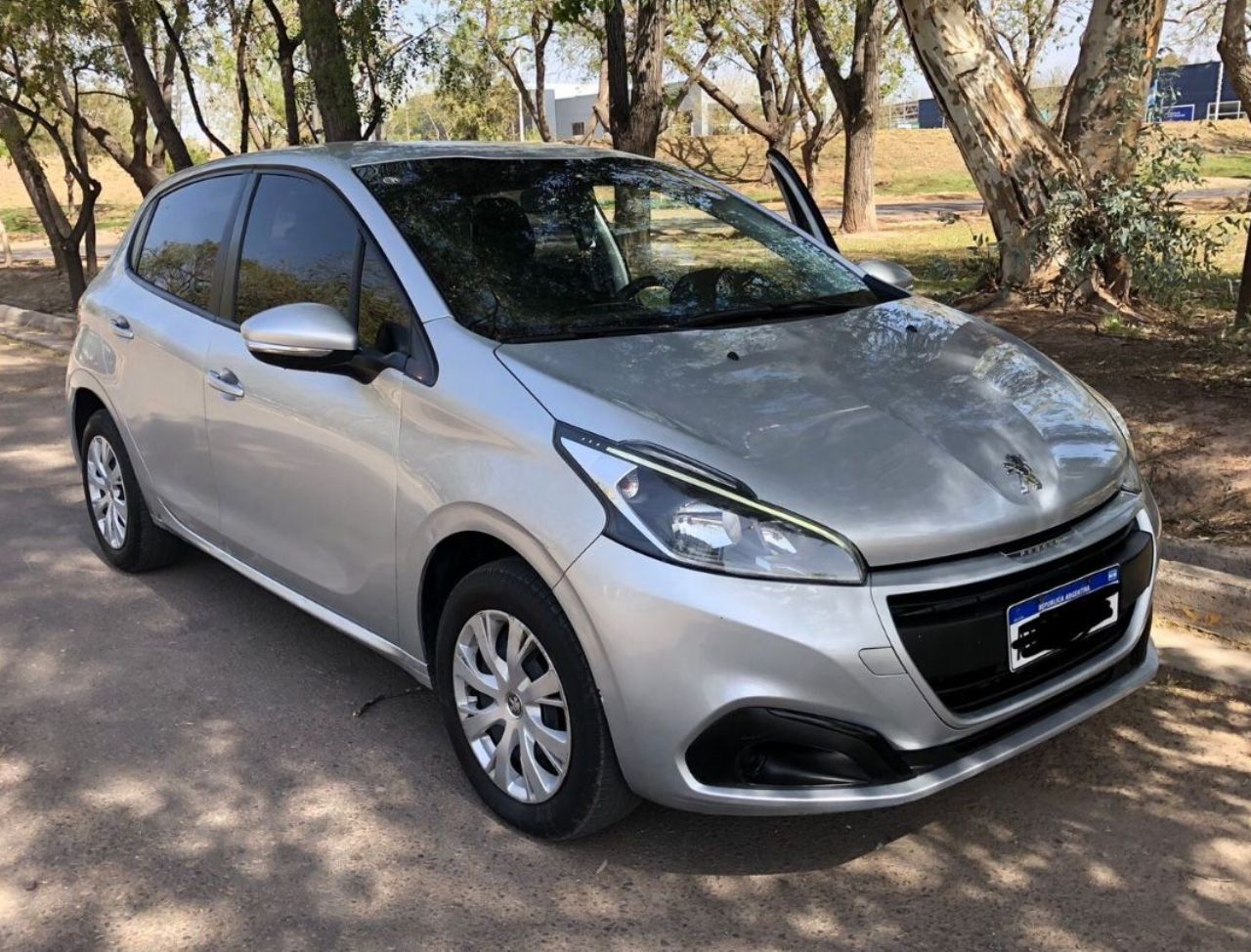 Peugeot 208 Usado en Mendoza, deRuedas