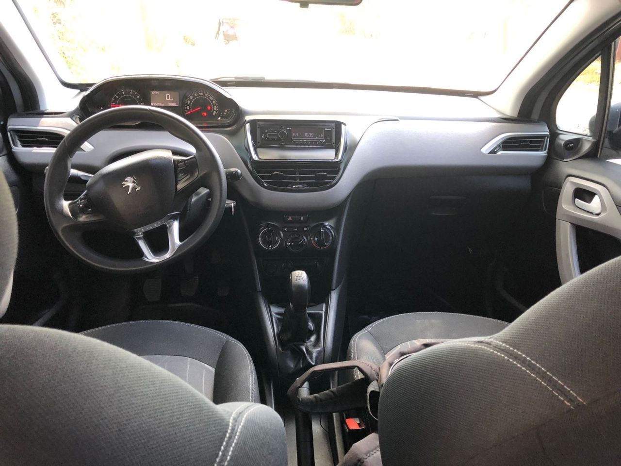 Peugeot 208 Usado en Mendoza, deRuedas