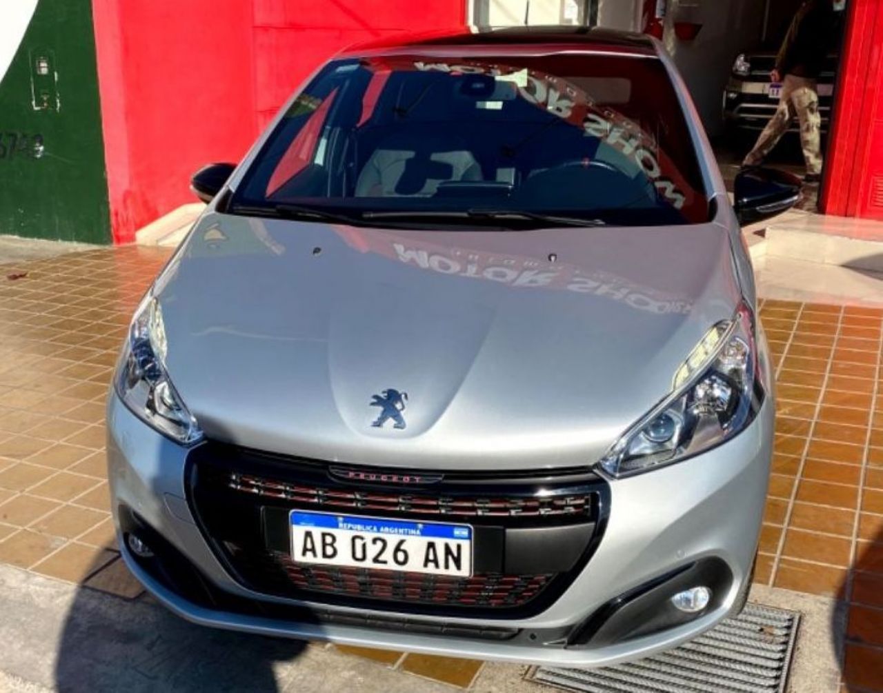 Peugeot 208 Usado en San Juan, deRuedas