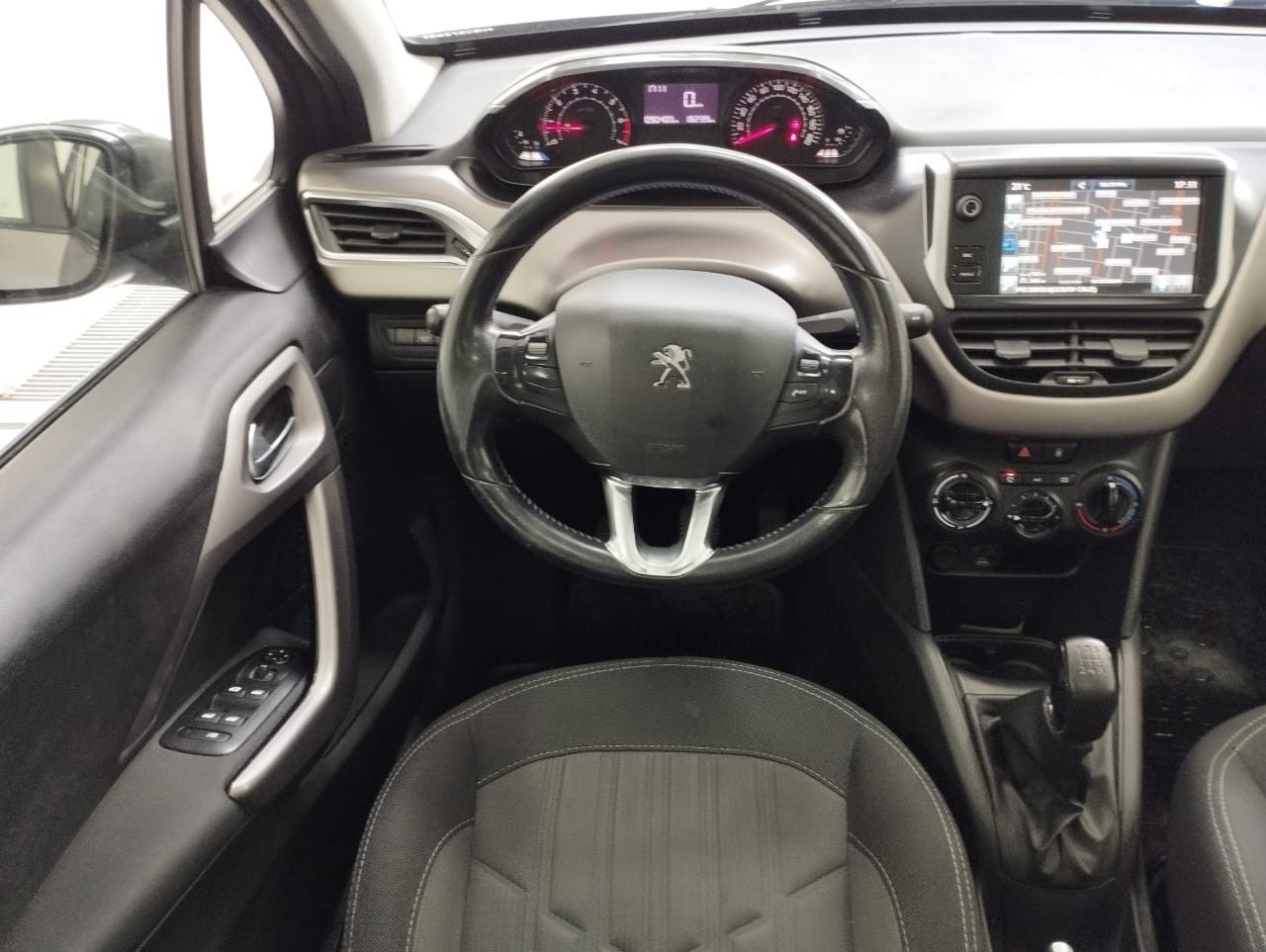Peugeot 208 Usado en Mendoza, deRuedas