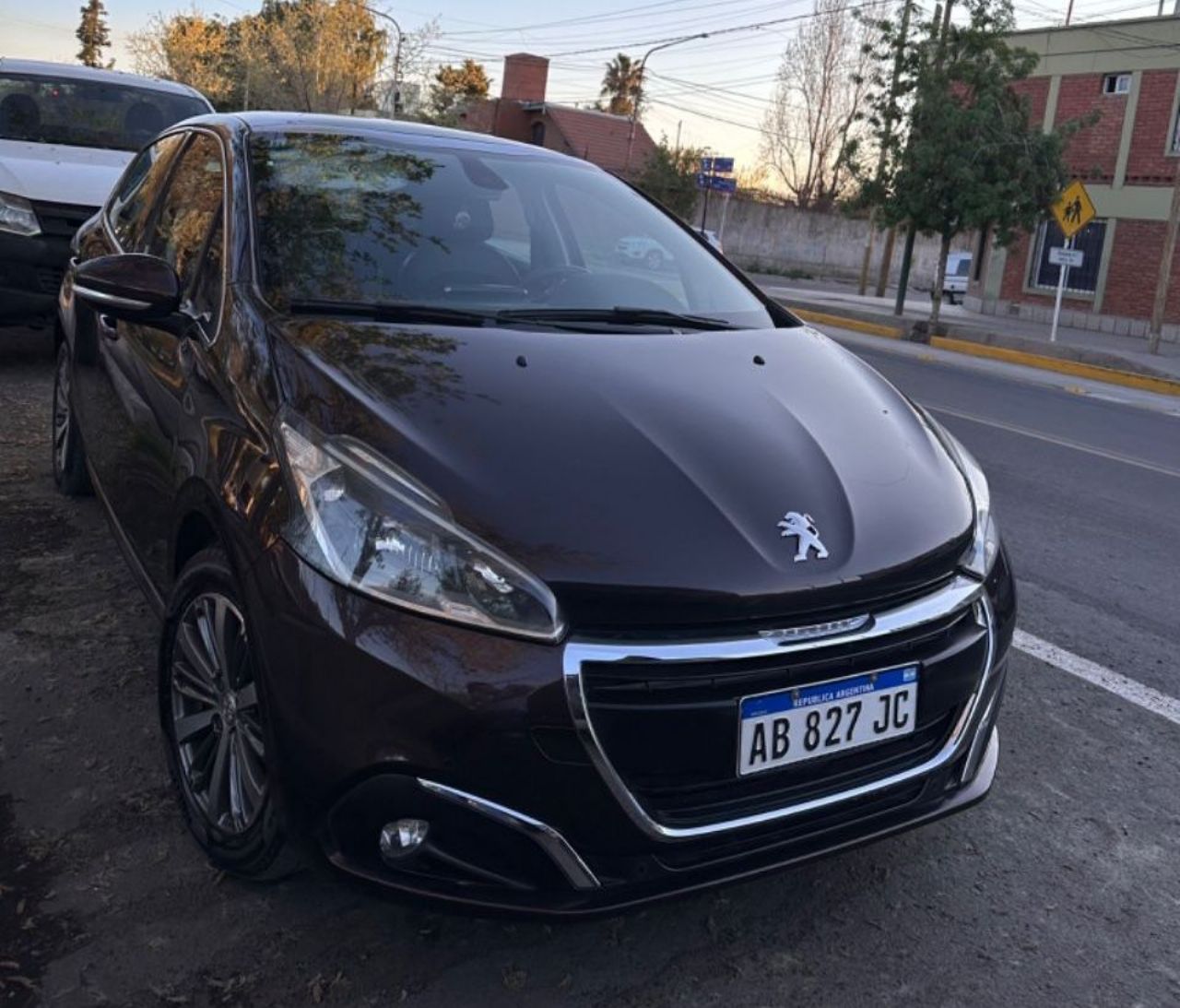 Peugeot 208 Usado en Mendoza, deRuedas