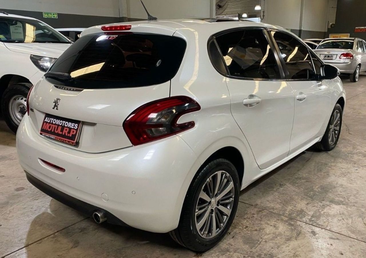 Peugeot 208 Usado en Mendoza, deRuedas