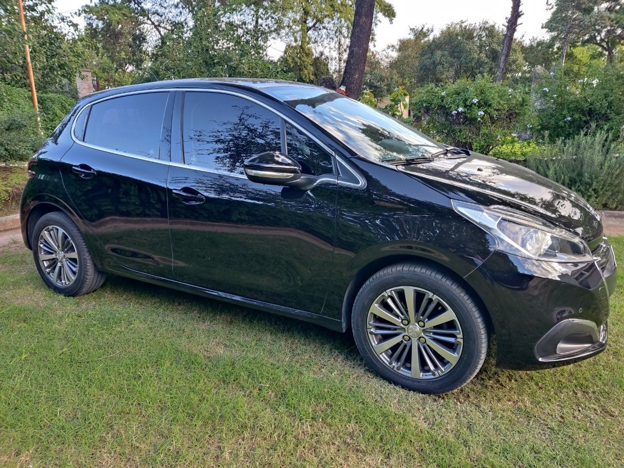 Peugeot 208 Usado en Córdoba, deRuedas