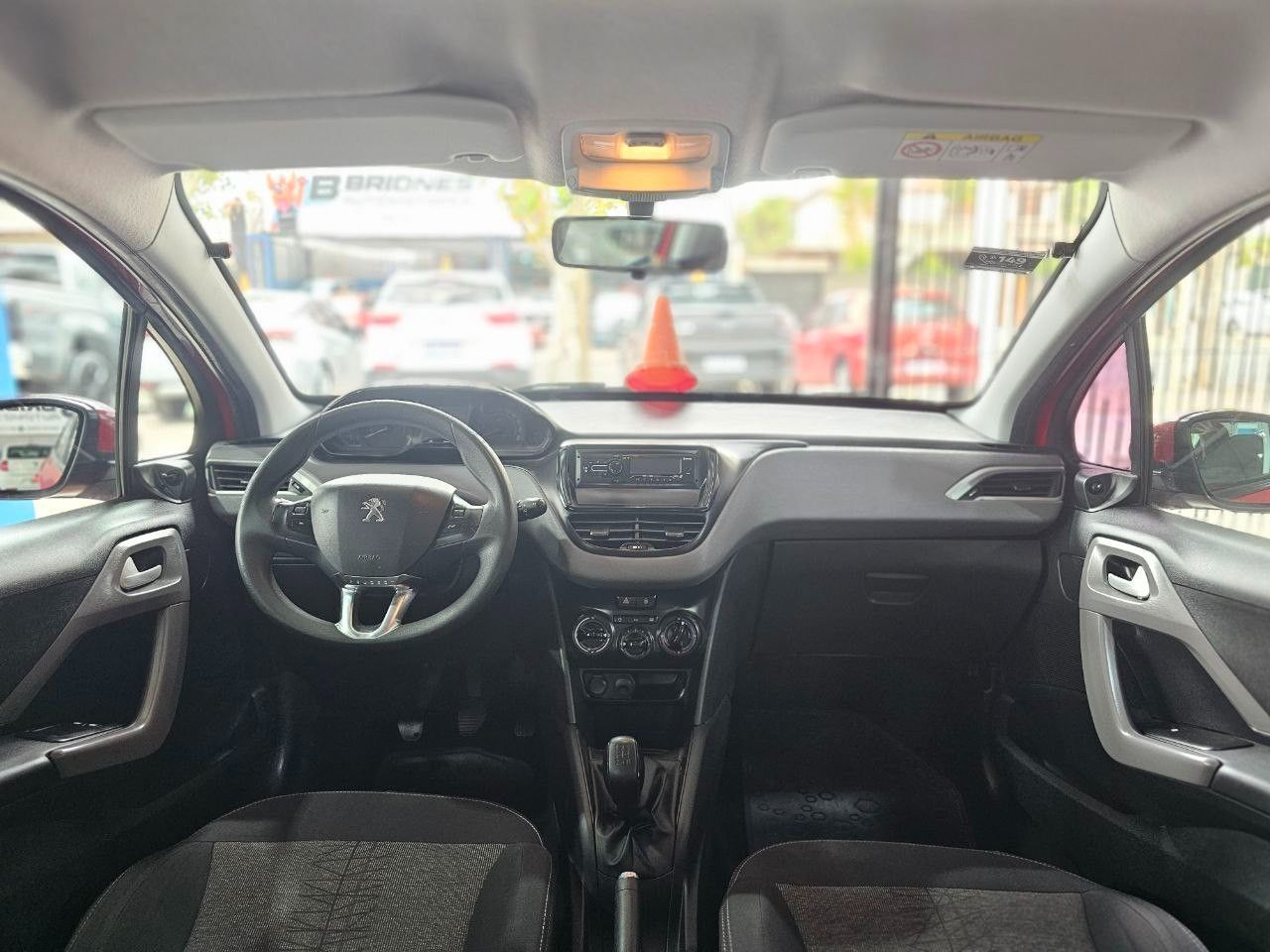 Peugeot 208 Usado en Mendoza, deRuedas