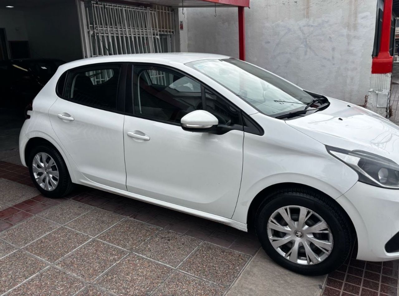 Peugeot 208 Usado en Mendoza, deRuedas