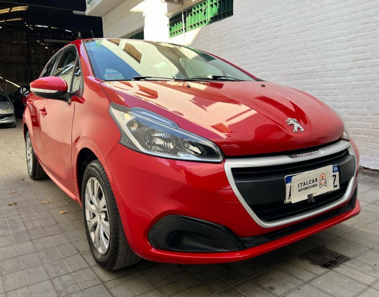 Peugeot 208 Usado Financiado en Mendoza, deRuedas