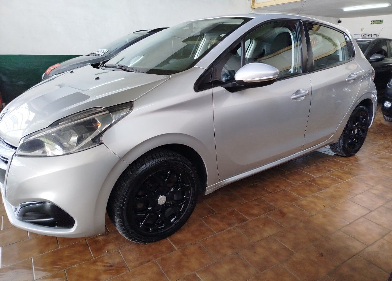 Peugeot 208 Usado Financiado en Córdoba, deRuedas