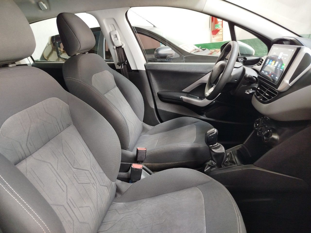Peugeot 208 Usado Financiado en Córdoba, deRuedas