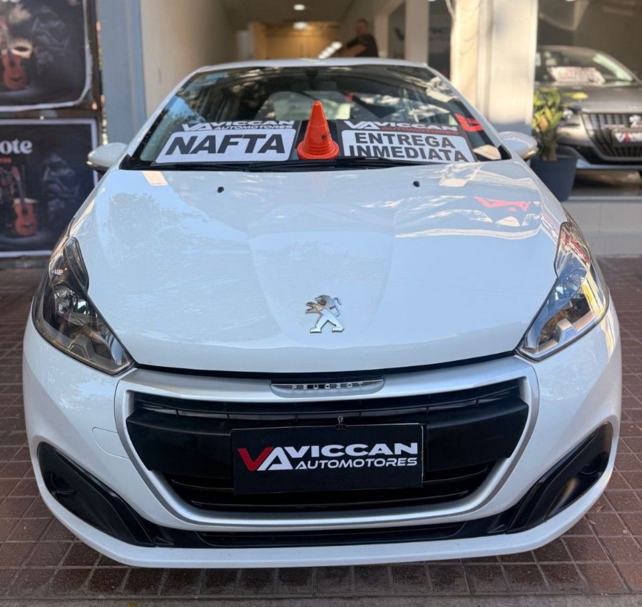 Peugeot 208 Usado Financiado en Mendoza, deRuedas