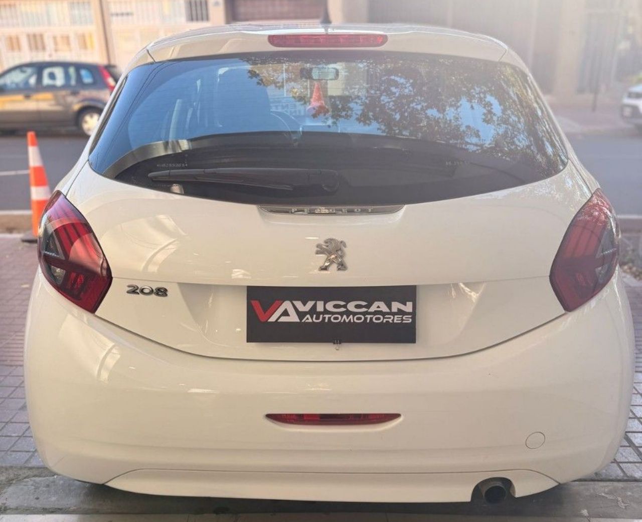Peugeot 208 Usado Financiado en Mendoza, deRuedas