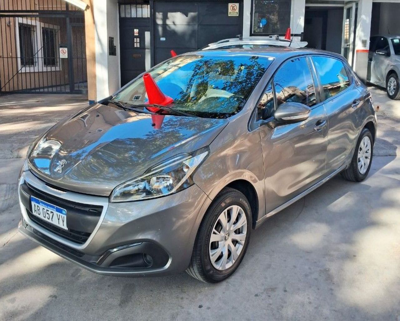 Peugeot 208 Usado Financiado en Mendoza, deRuedas