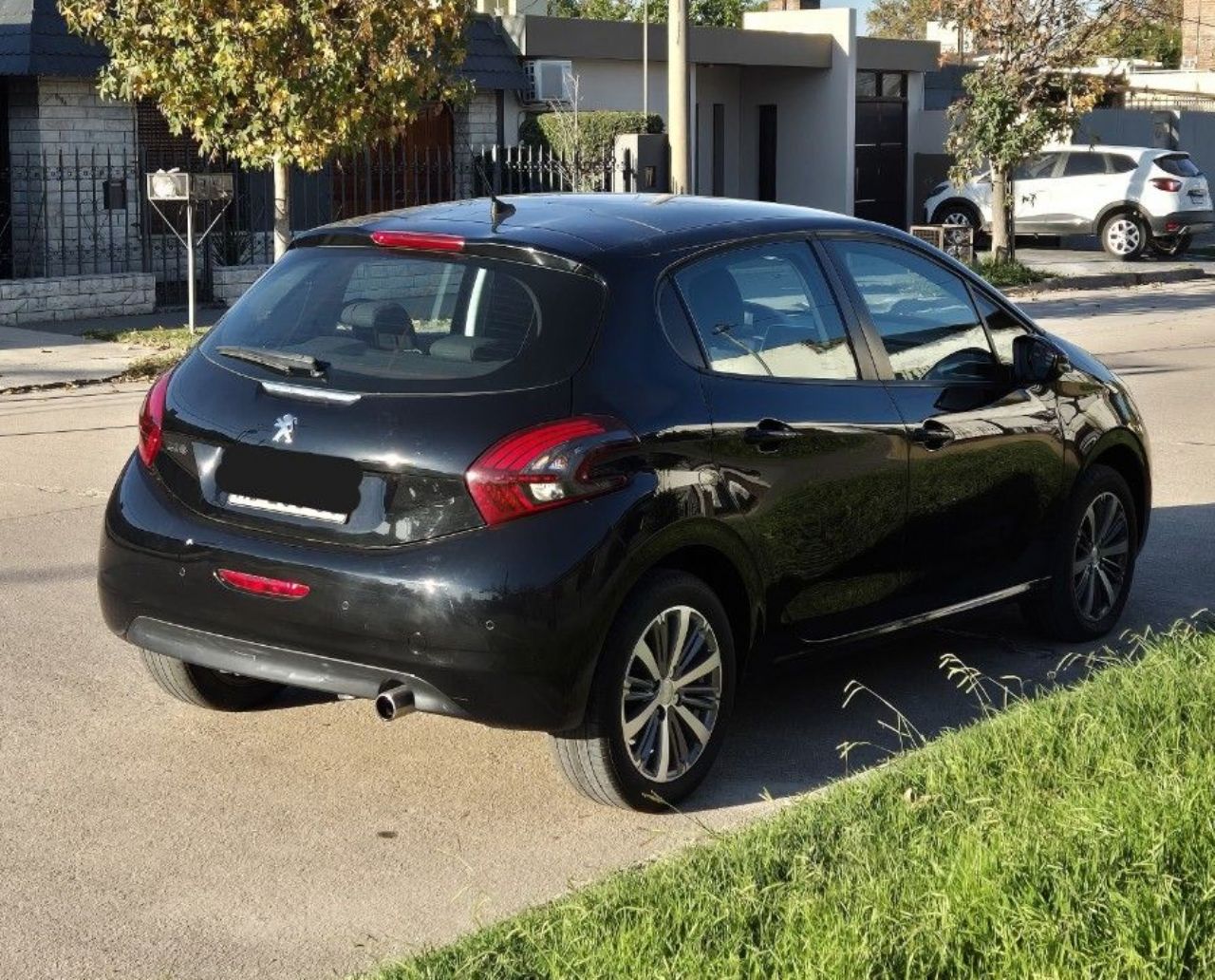 Peugeot 208 Usado Financiado en Córdoba, deRuedas