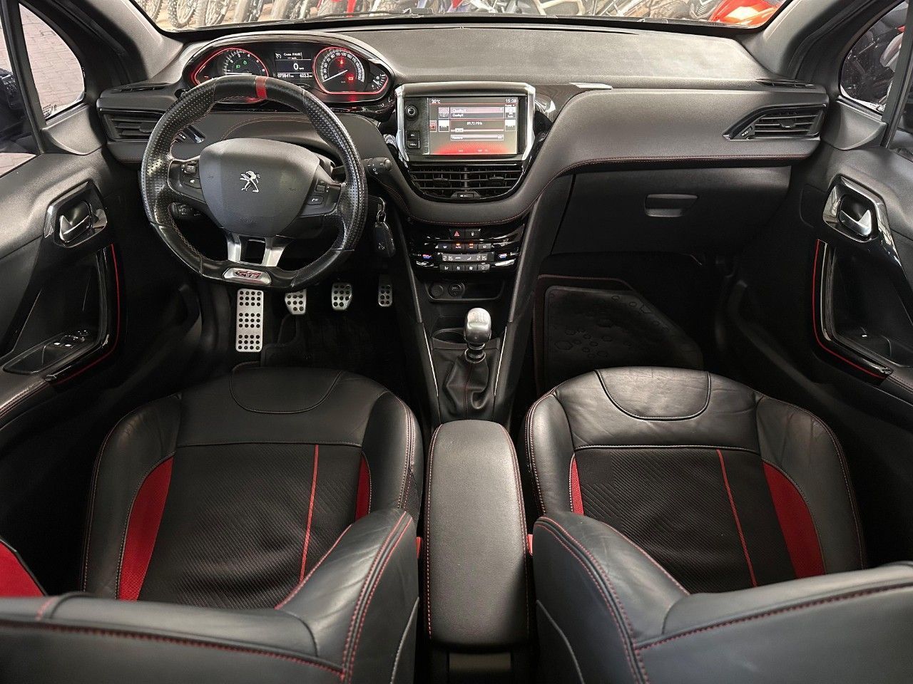 Peugeot 208 Usado Financiado en Córdoba, deRuedas