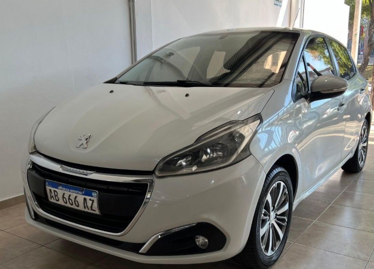 Peugeot 208 Usado Financiado en Córdoba, deRuedas