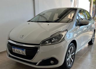 Peugeot 208 Usado en Córdoba Financiado