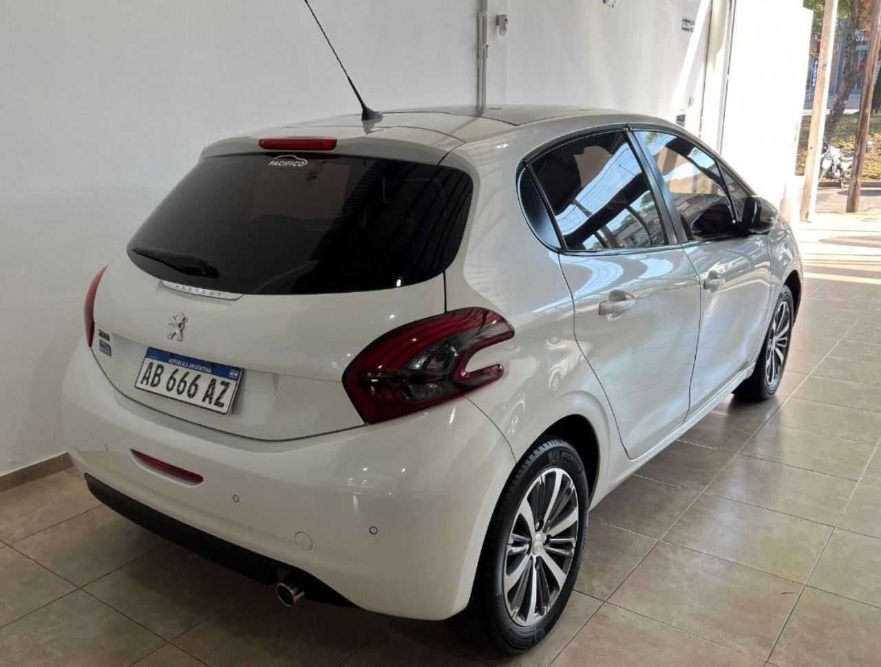 Peugeot 208 Usado Financiado en Córdoba, deRuedas