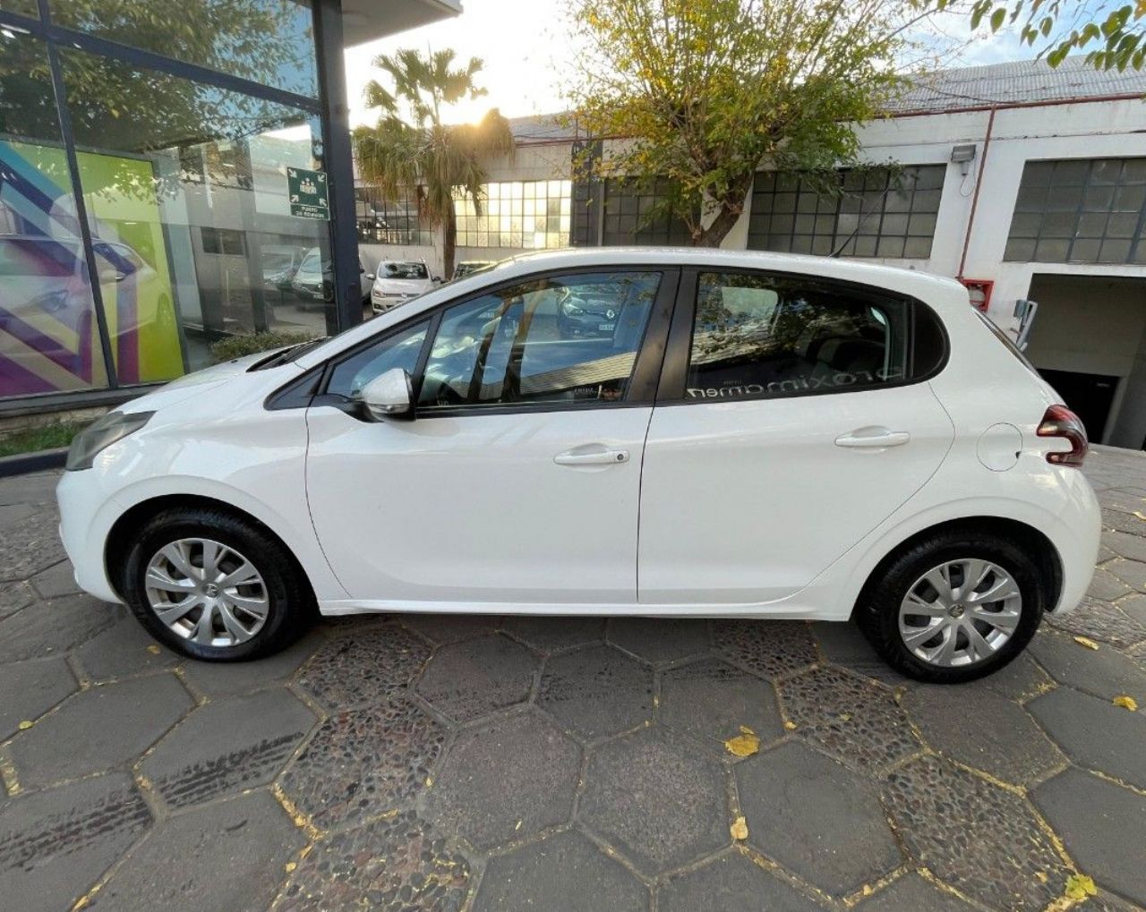 Peugeot 208 Usado en Mendoza, deRuedas