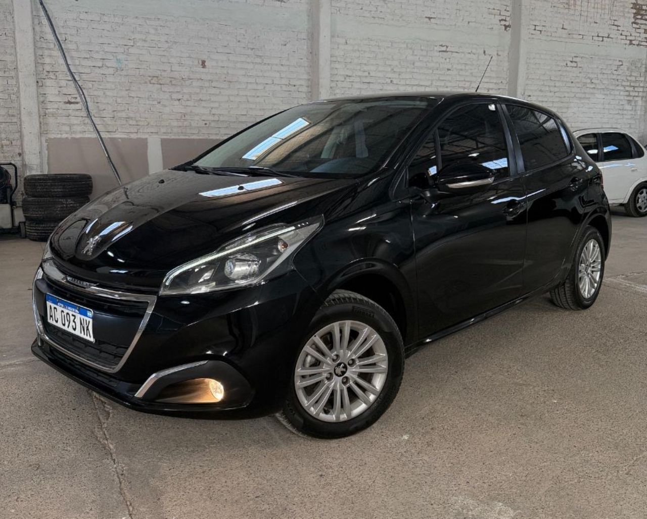 Peugeot 208 Usado Financiado en Mendoza, deRuedas
