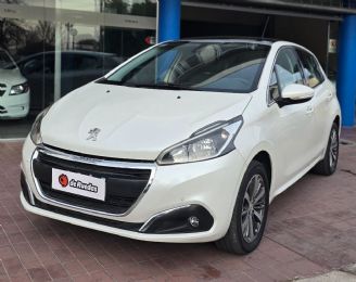 Peugeot 208 Usado en Mendoza Financiado