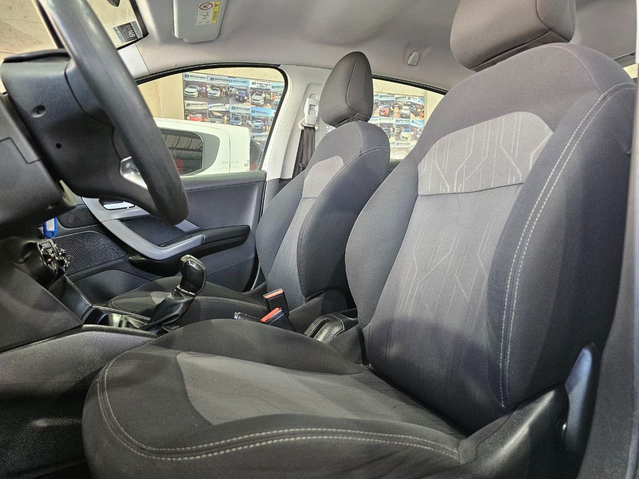 Peugeot 208 Usado en Mendoza, deRuedas