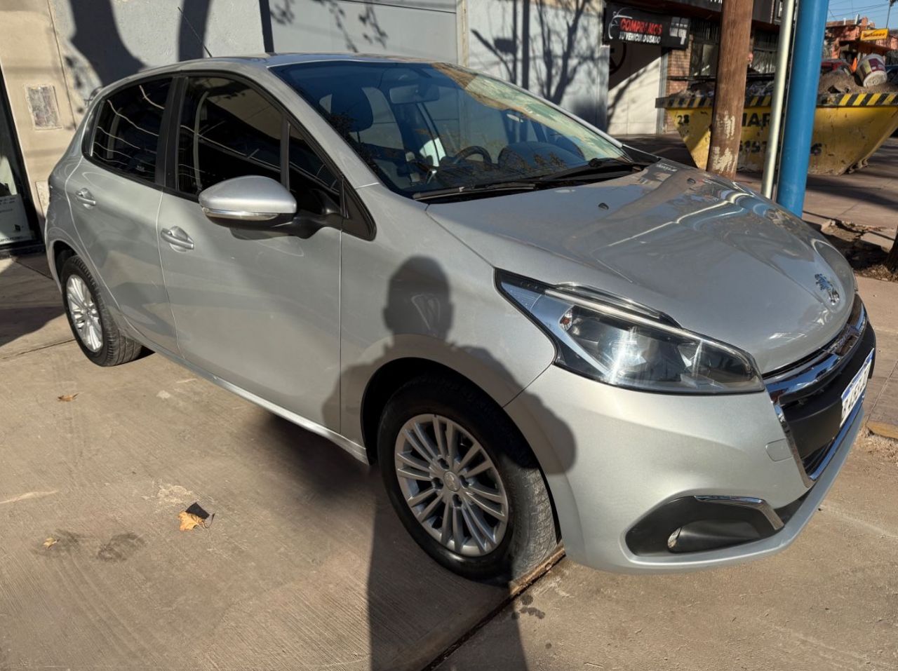Peugeot 208 Usado en Mendoza, deRuedas